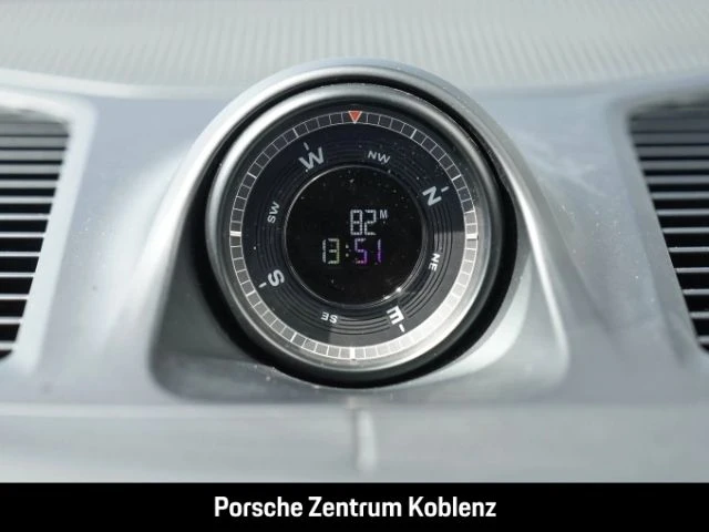 Porsche-Cayenne-image-25