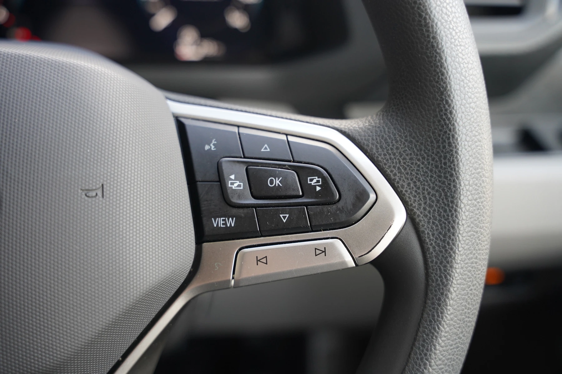 Volkswagen-Crafter-image-16