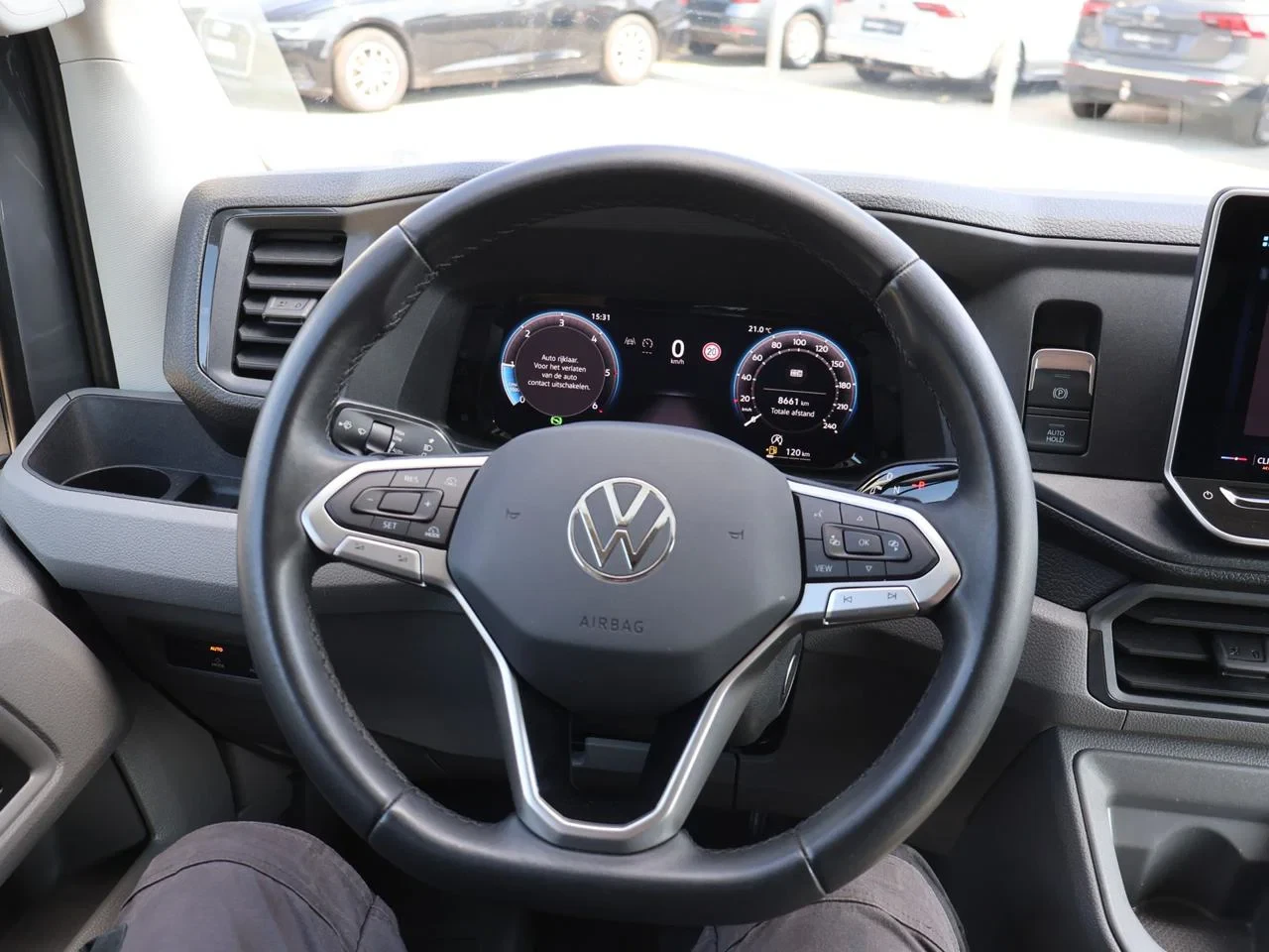 Volkswagen-Crafter-image-13