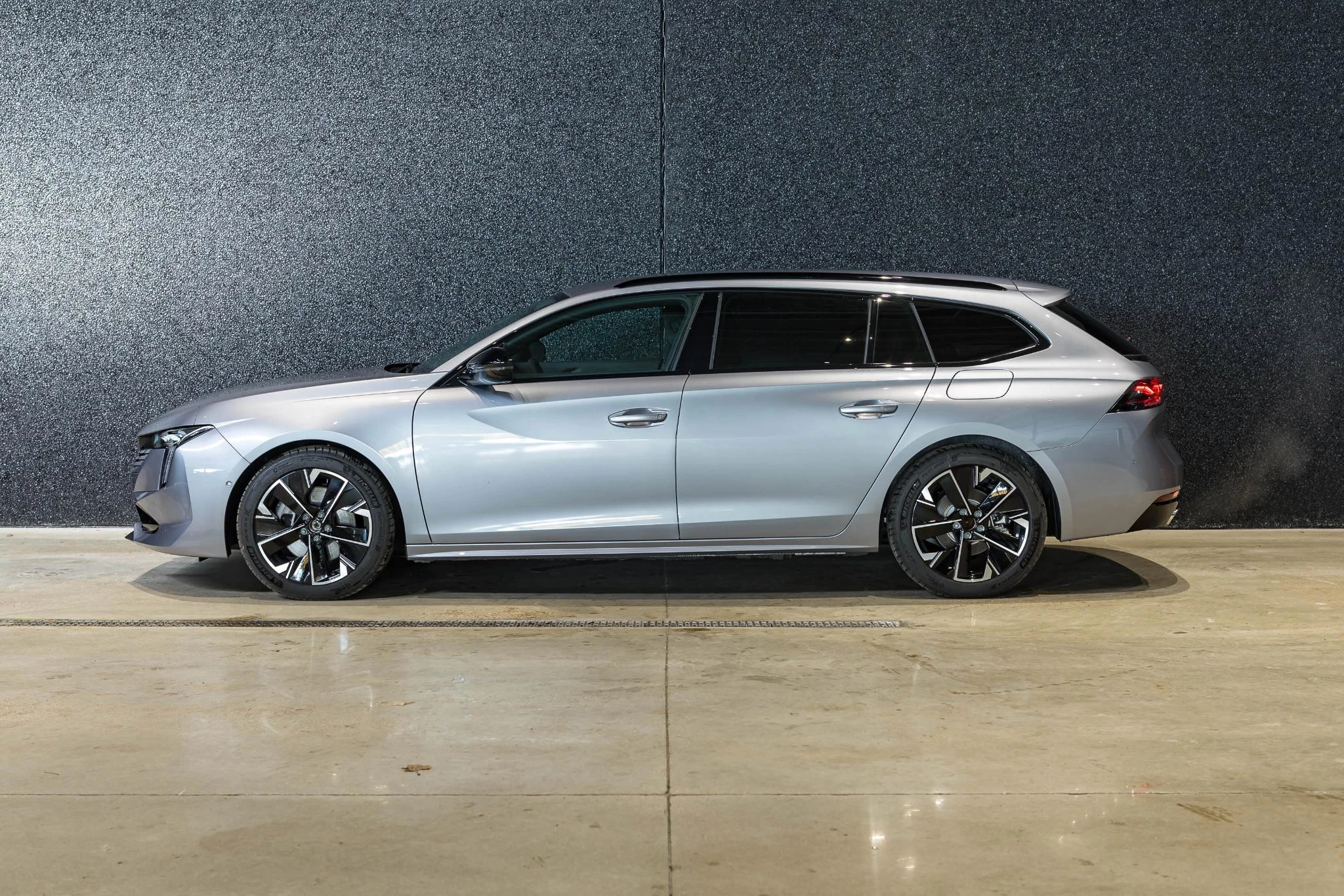 Peugeot 508 SW 1.6 Hybrid 225 e-EAT8 Allure