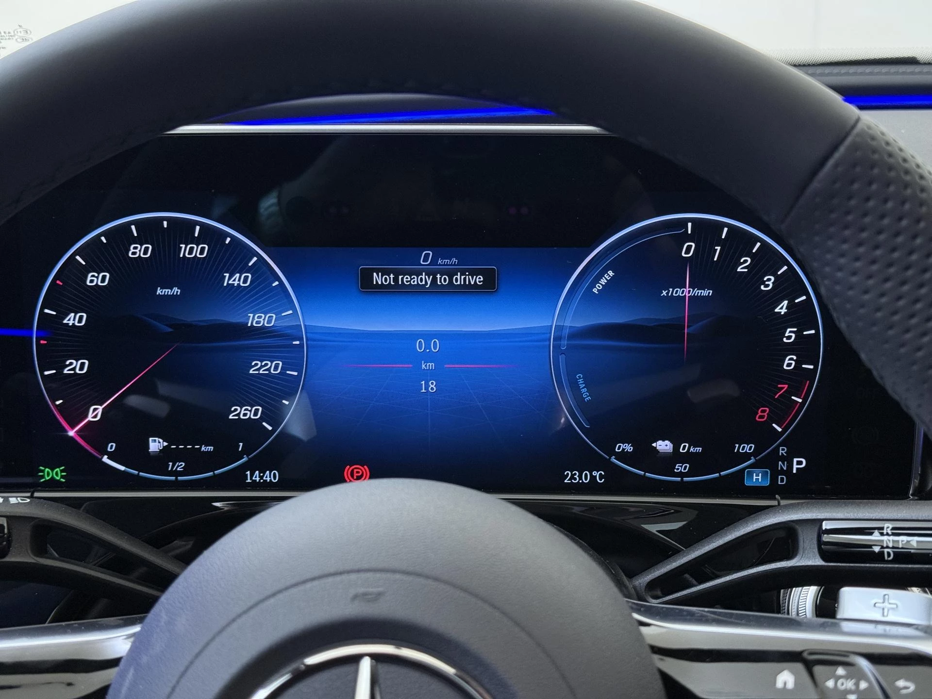 Mercedes-Benz-E-Klasse-image-11