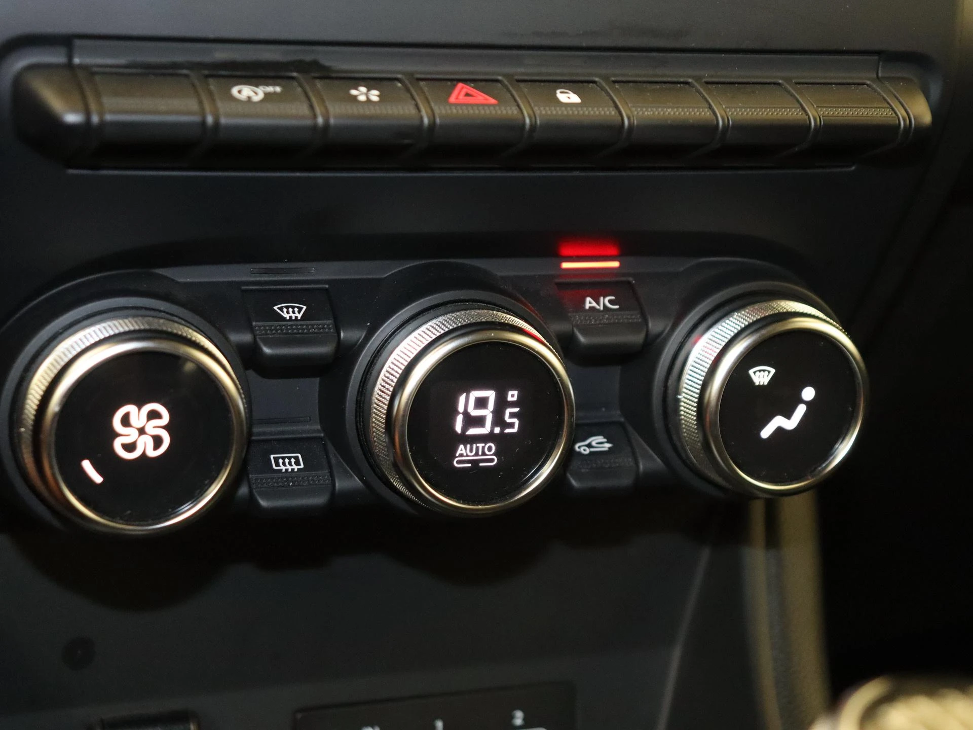 Renault-Captur-image-18