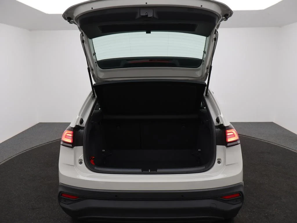 Volkswagen-Taigo-image-8