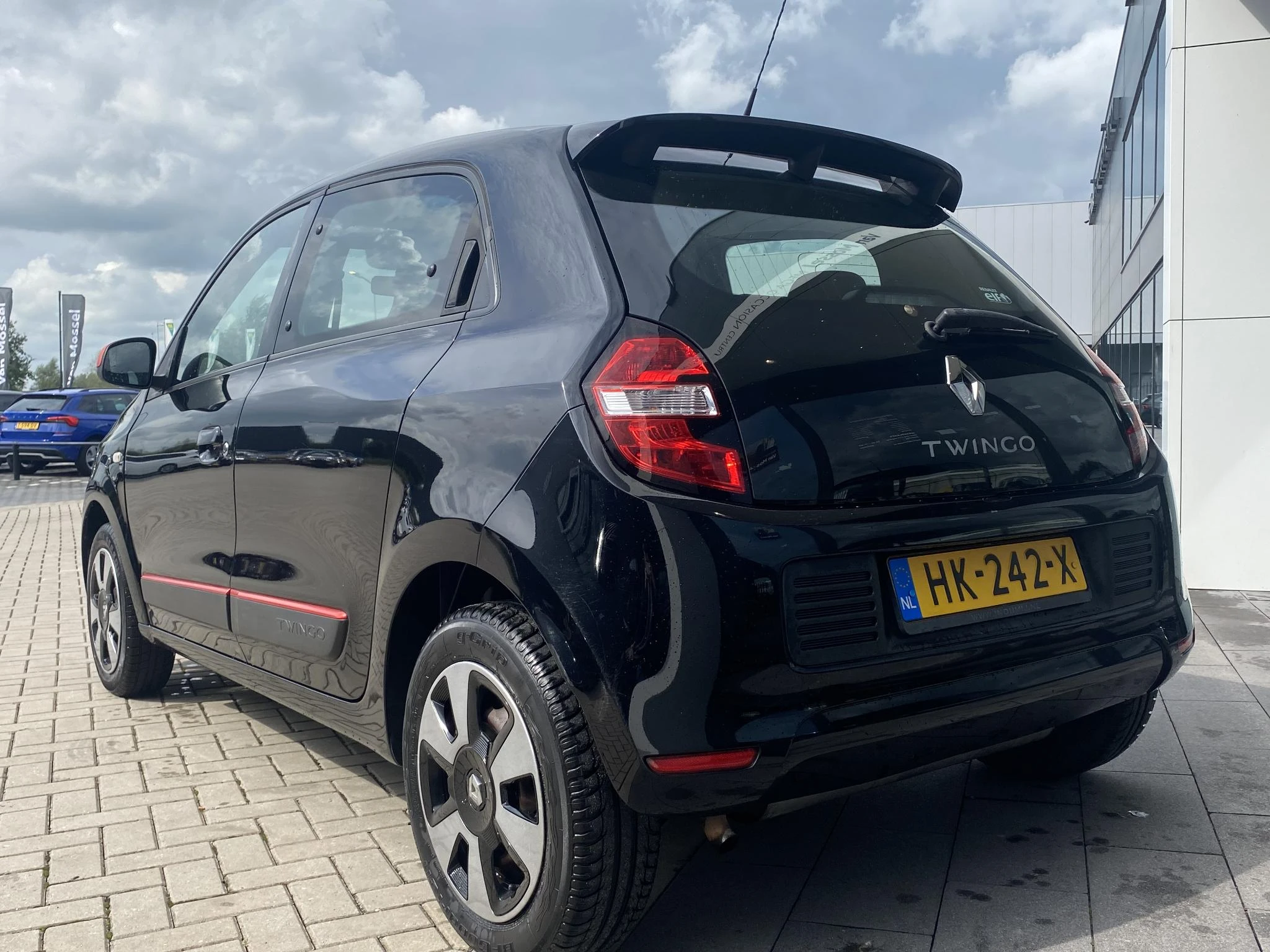 Renault-Twingo-image-2