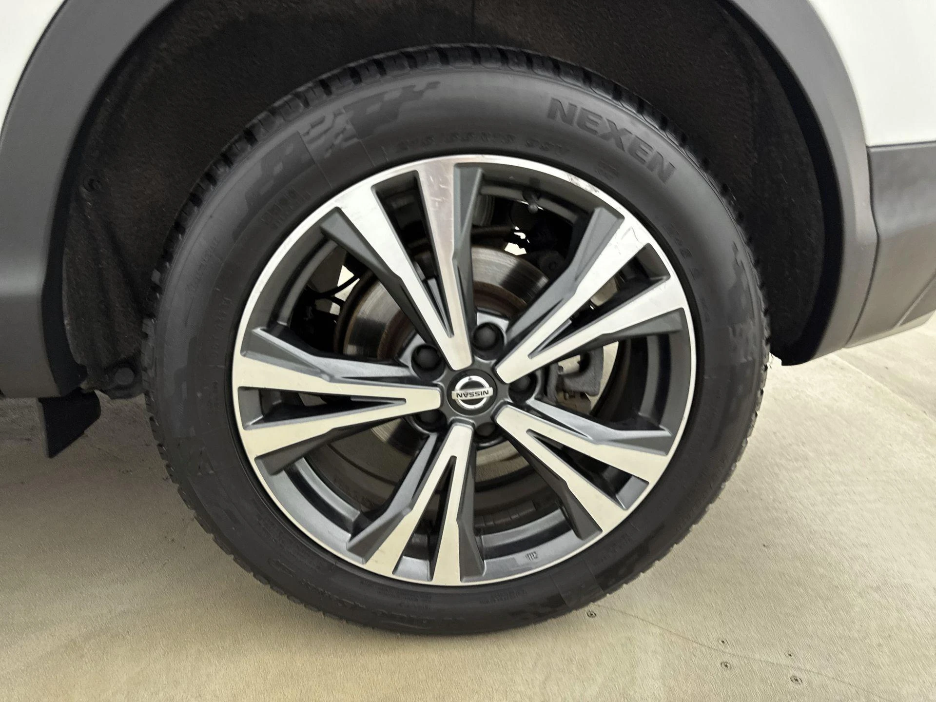Nissan-QASHQAI-image-28