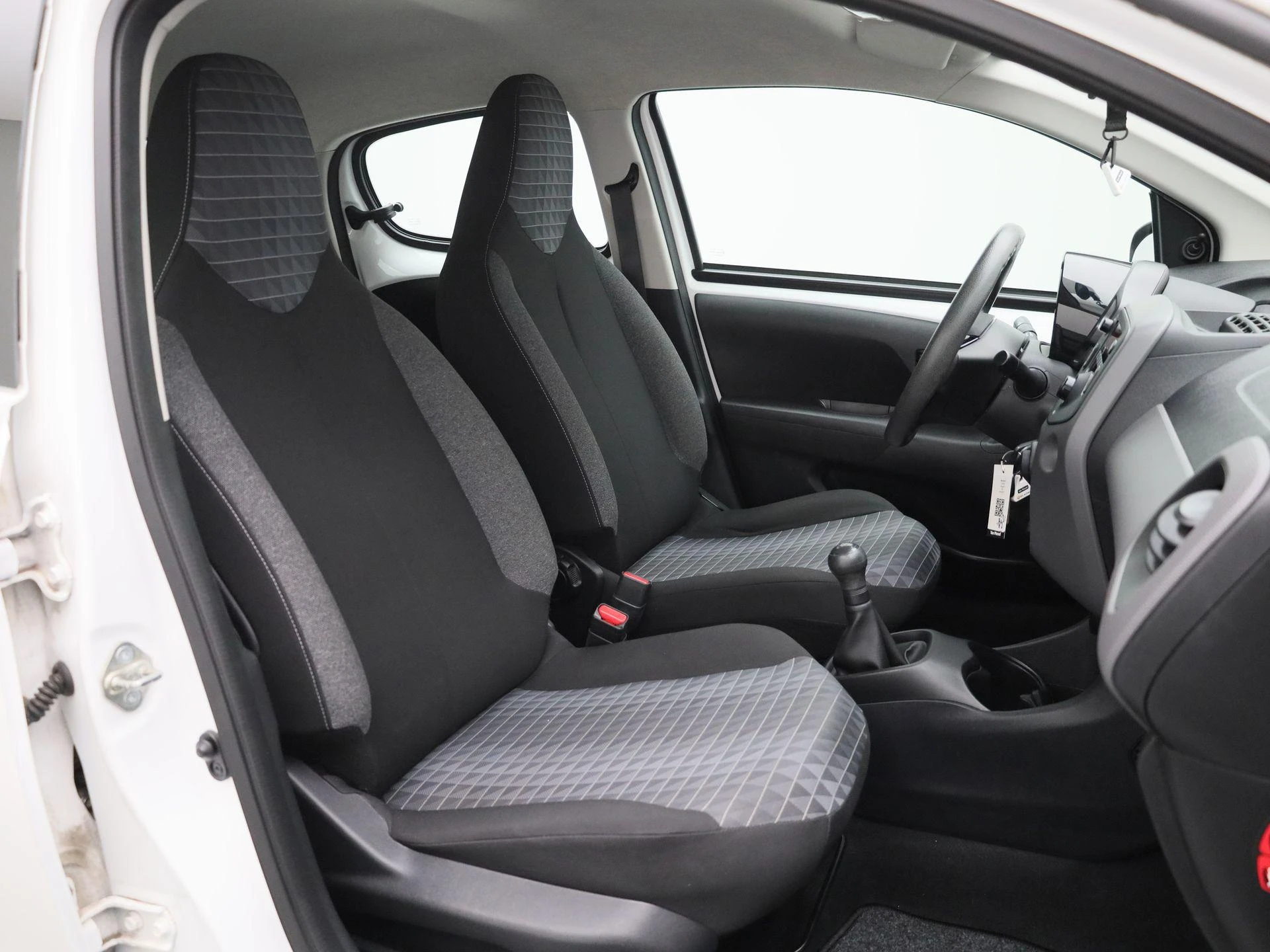 Peugeot-108-image-24