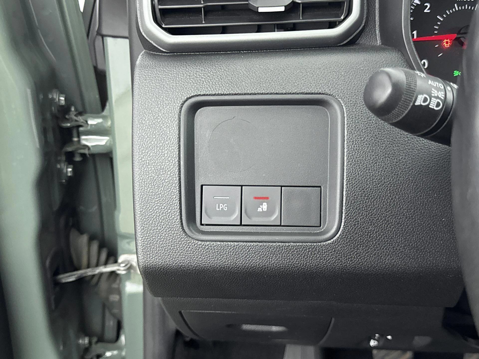 Dacia-Duster-image-14