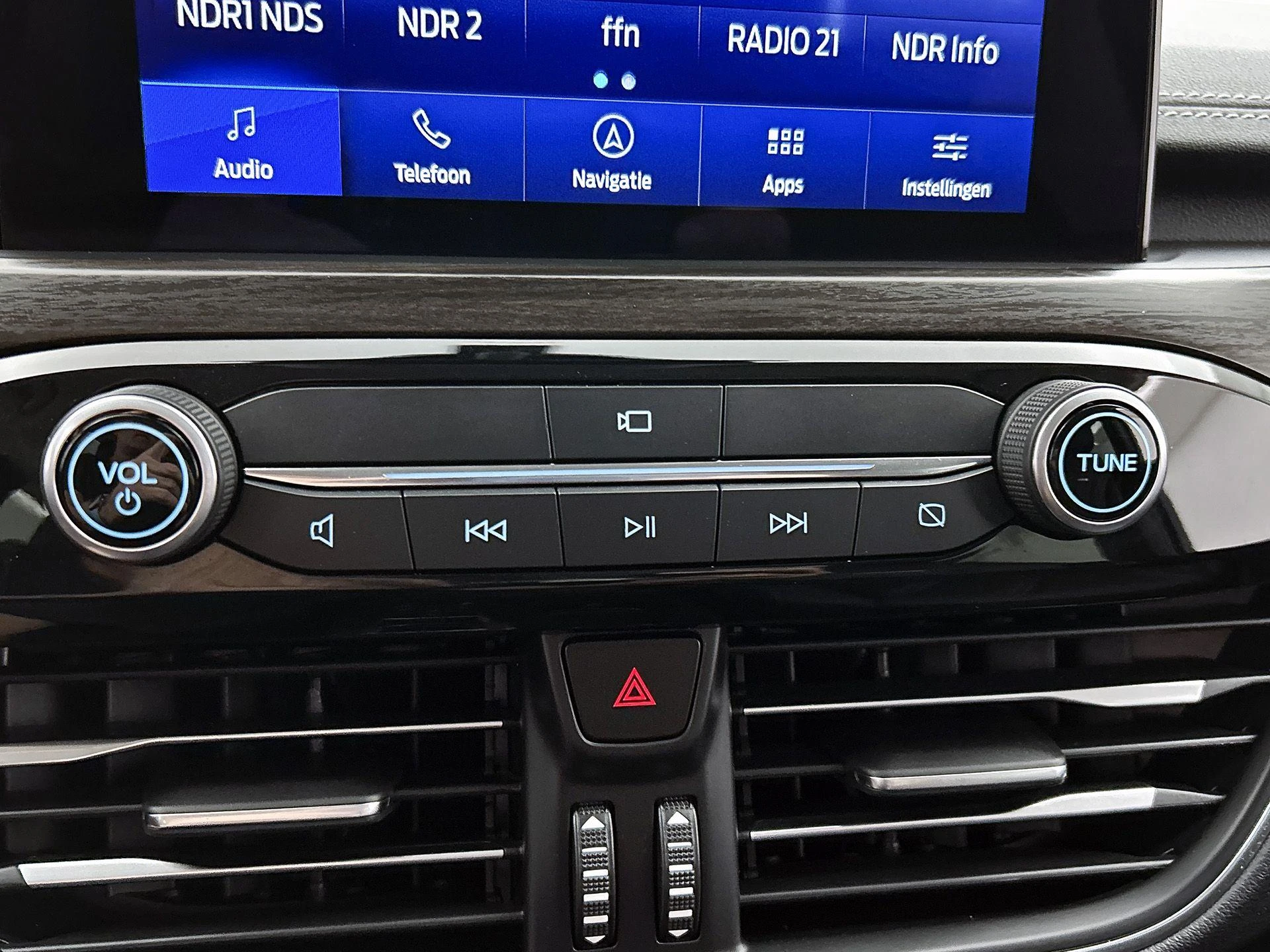 Ford-Kuga-image-10