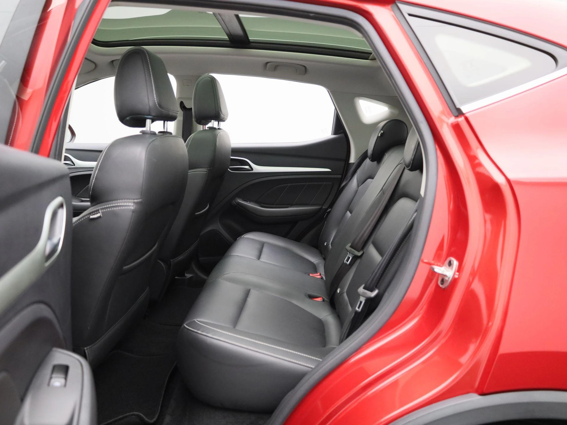 MG-ZS EV-image-10