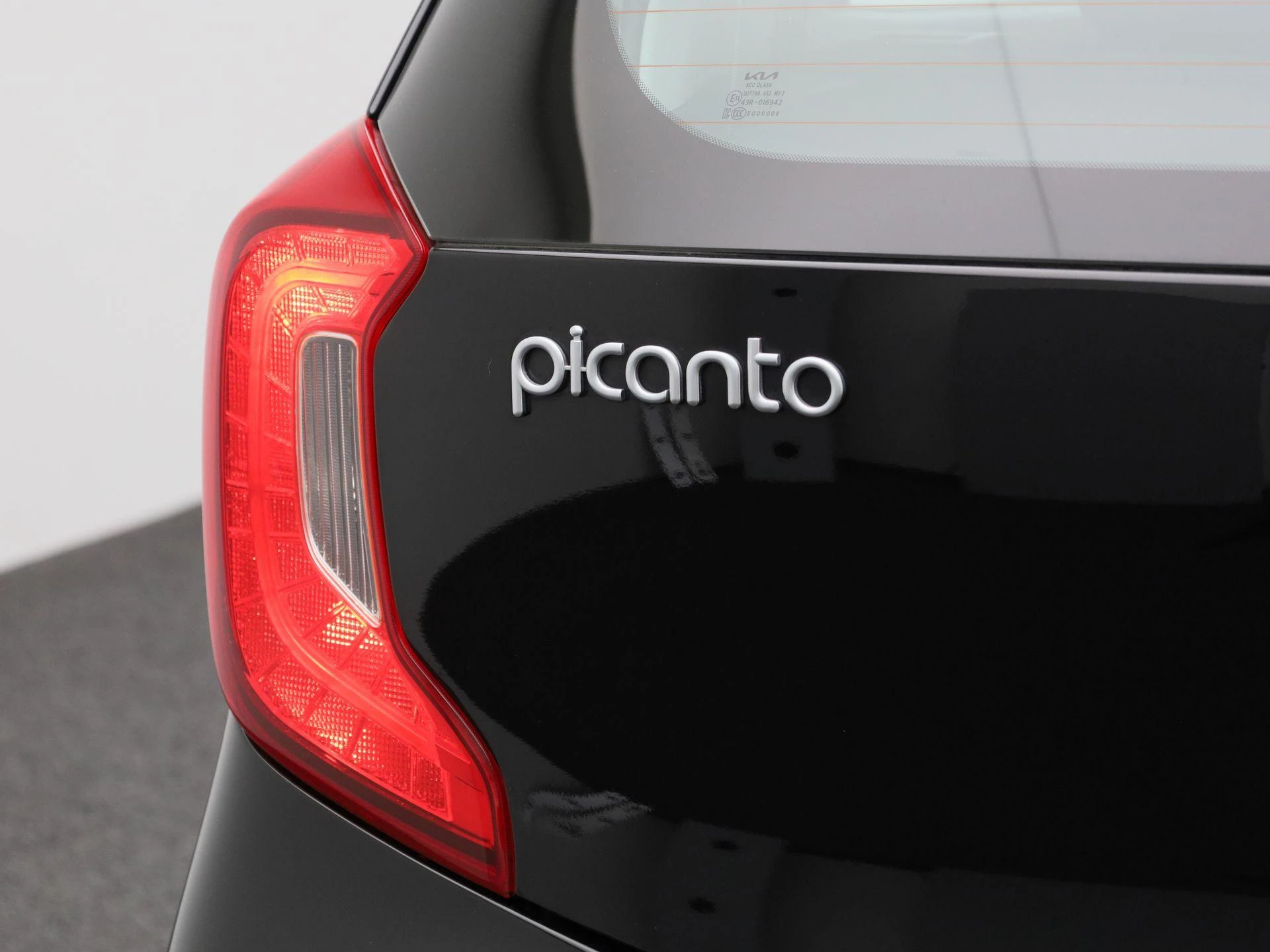 Kia-Picanto-image-33