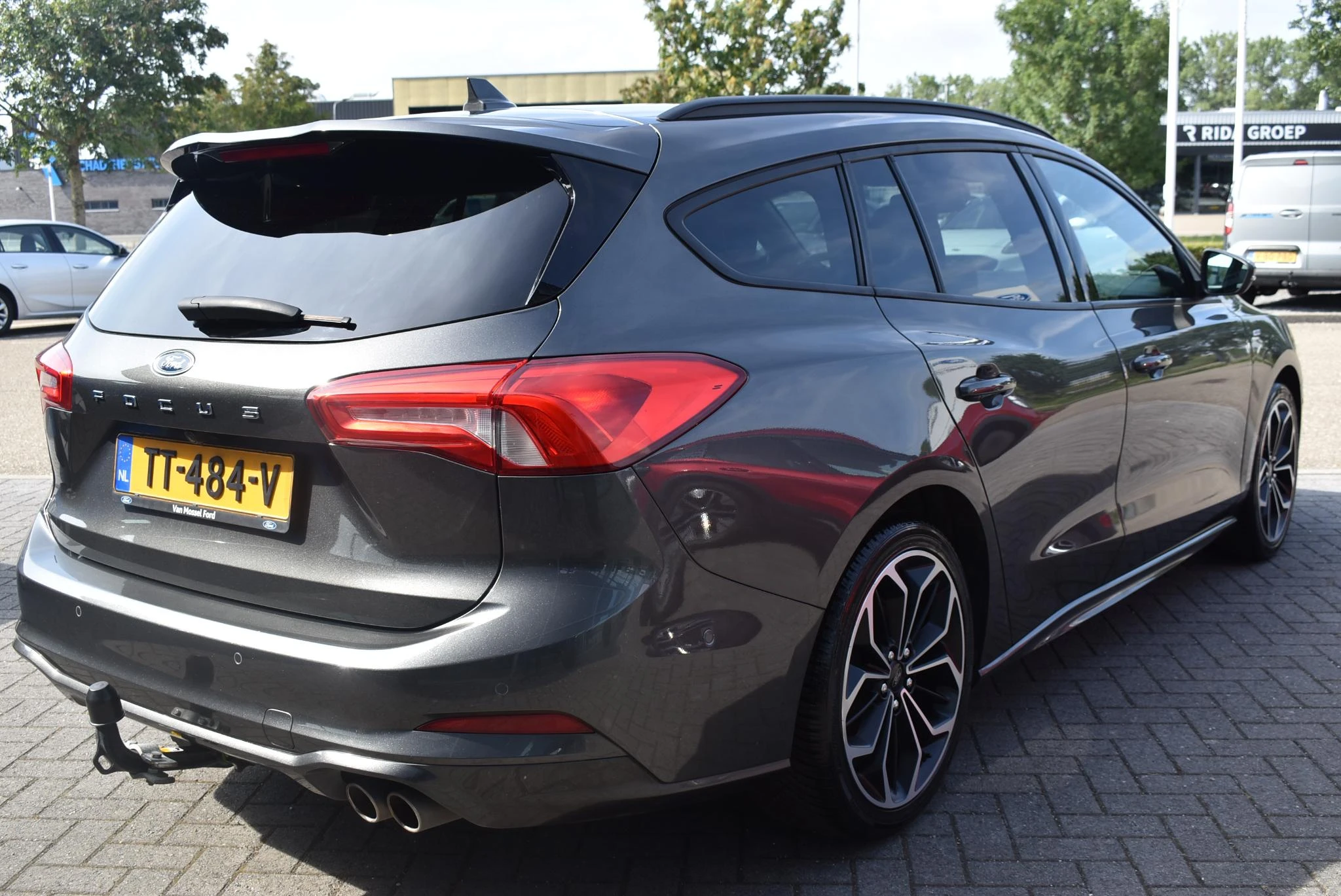 Ford Focus Wagon 1.0 EcoBoost ST Line Business