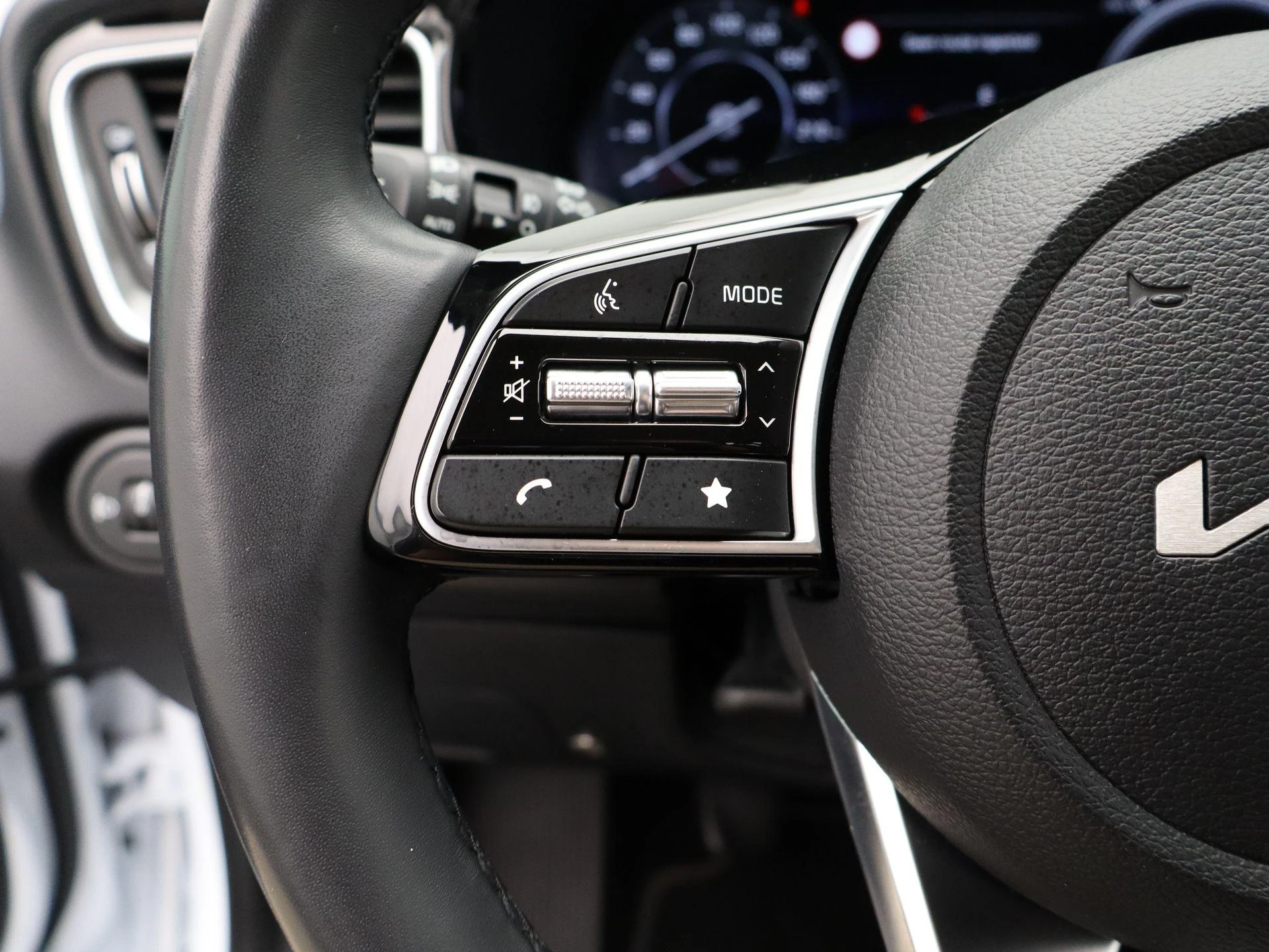 Kia-Ceed Sportswagon-image-18