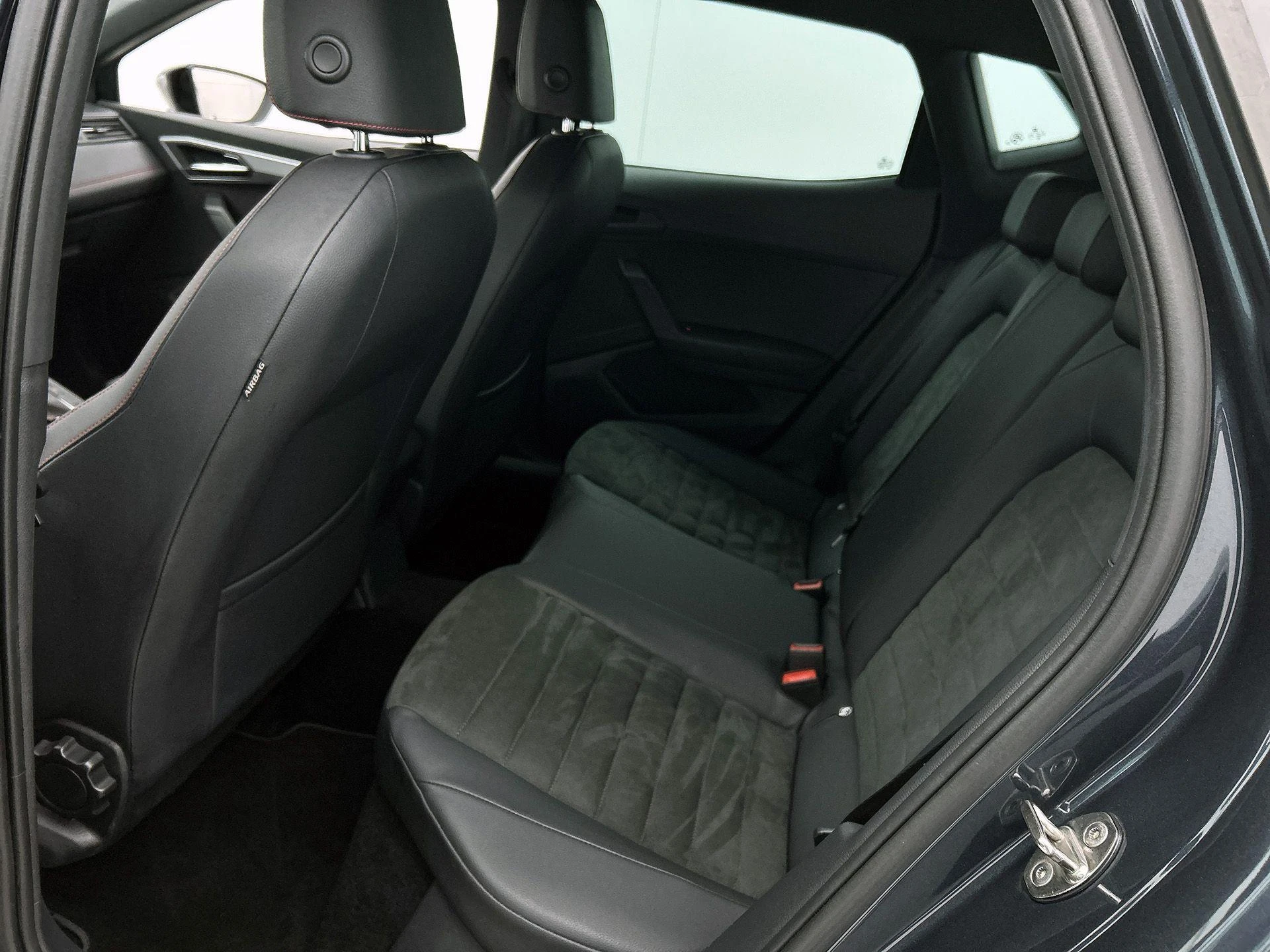 SEAT-Ibiza-image-26