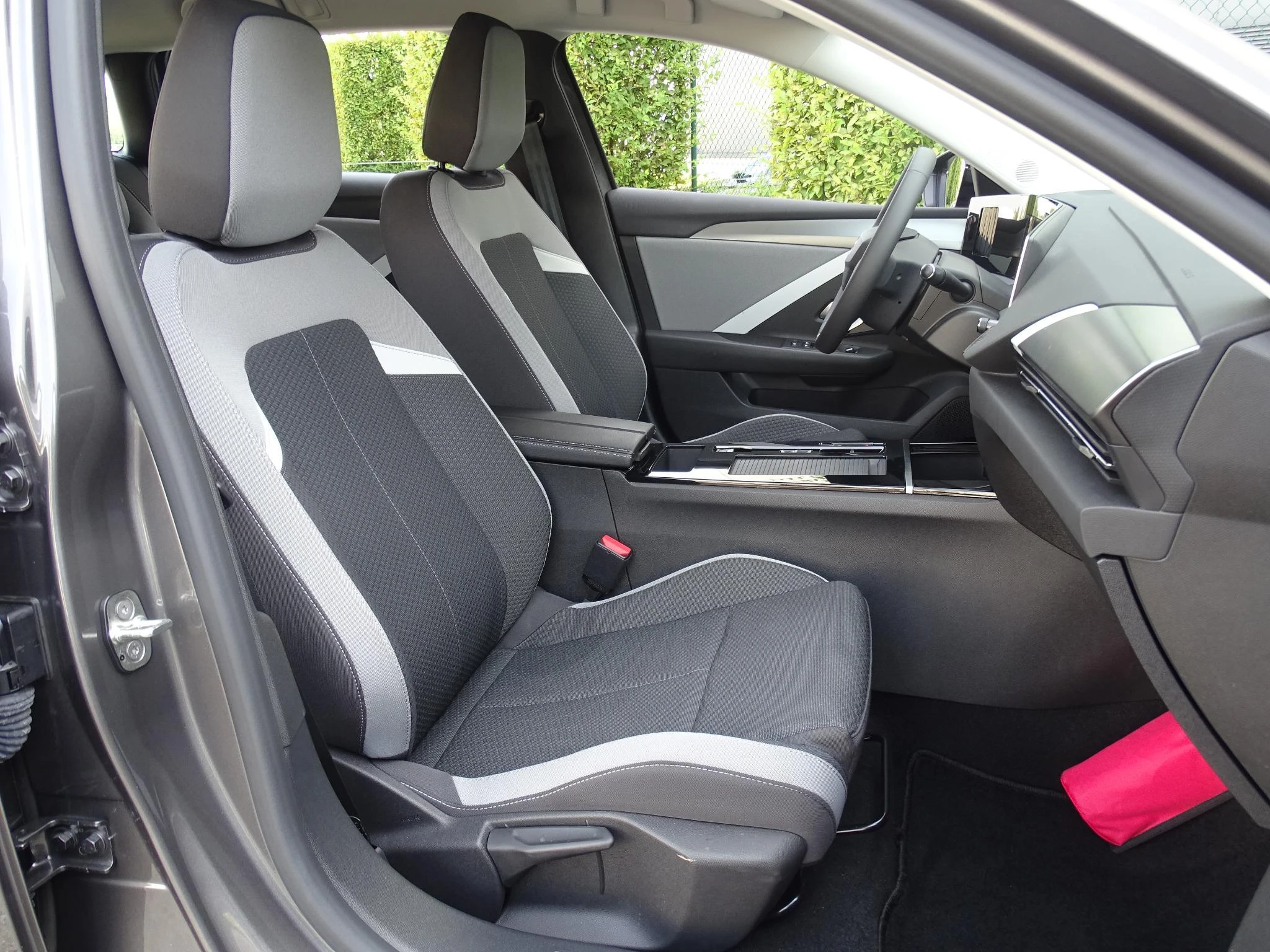 Opel-Astra-image-12