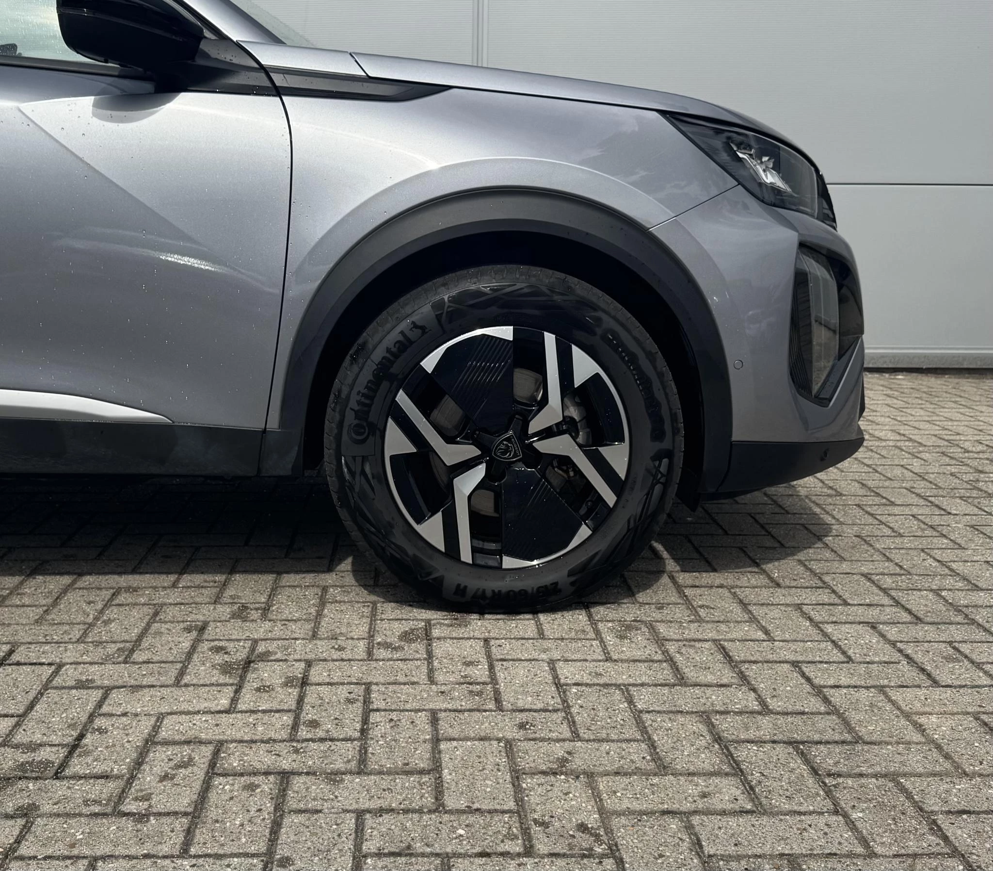 Peugeot-2008-image-8