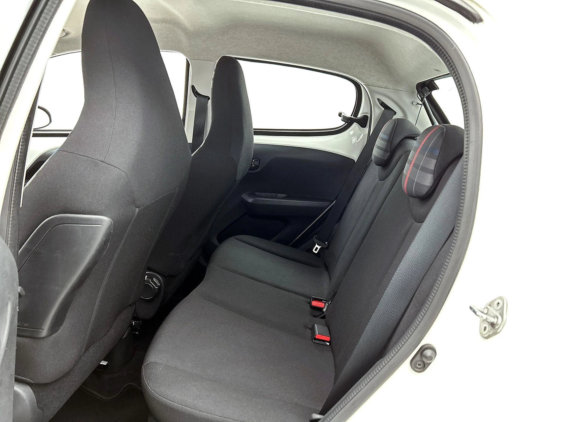 Peugeot-108-image-25