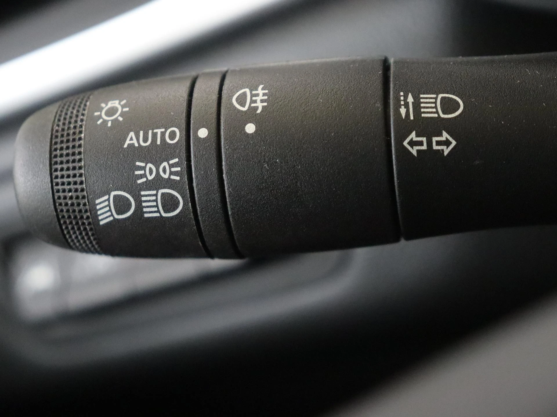 Renault-Captur-image-23
