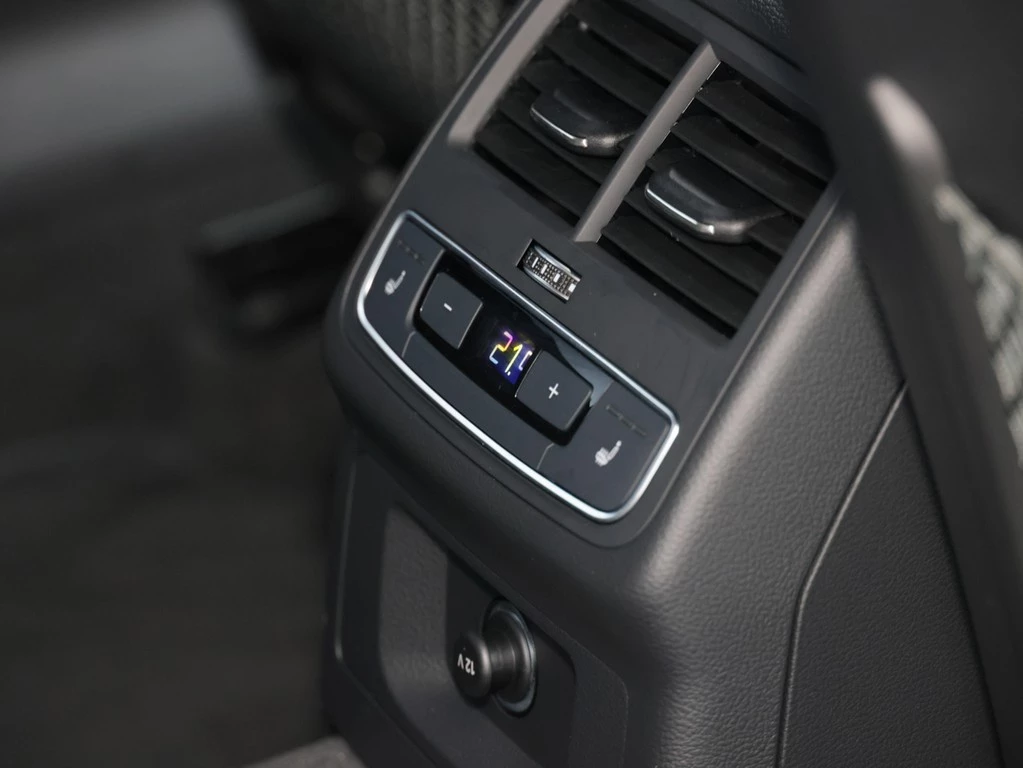 Audi RS4 Avant tiptronic