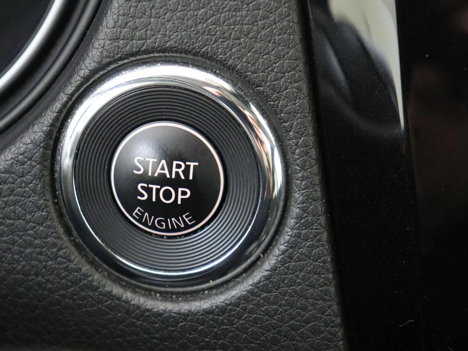 Nissan-QASHQAI-image-19