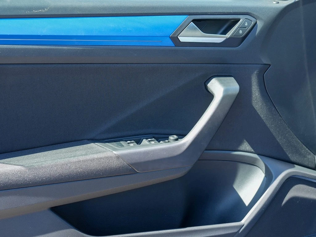 Volkswagen-T-Roc-image-17