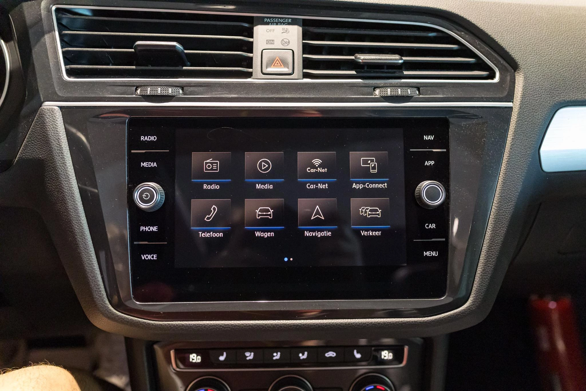 Volkswagen Tiguan 1.5 TSI DSG | Pano Dak | Carplay | ACC | Zetelverw
