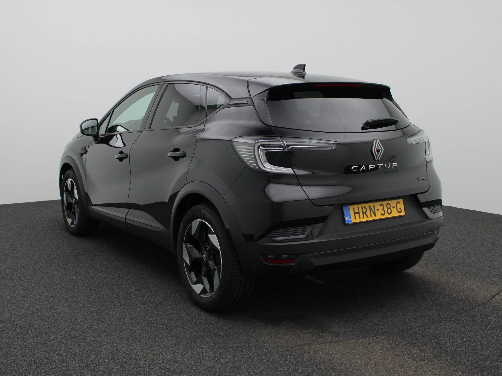 Renault-Captur-image-1