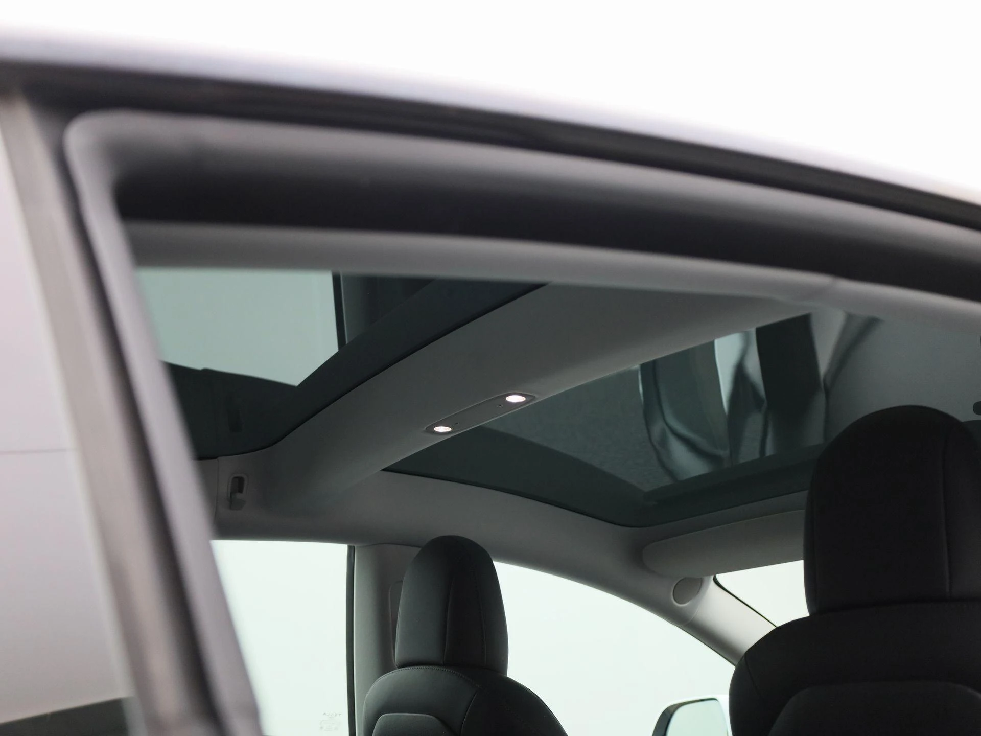 Tesla Model 3 Standard RWD Plus 60 kWh
