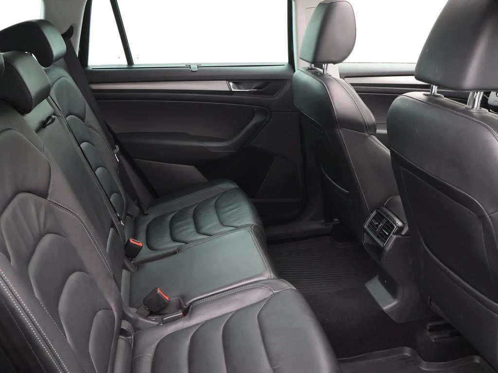 Škoda Kodiaq Kodiaq Clever 1.5TSI 150PK *AUTOMAAT*PANODAK*LEDER*CAMERA*PDC*CRUISE*NAVI*VIRTUAL COCKPIT*...*