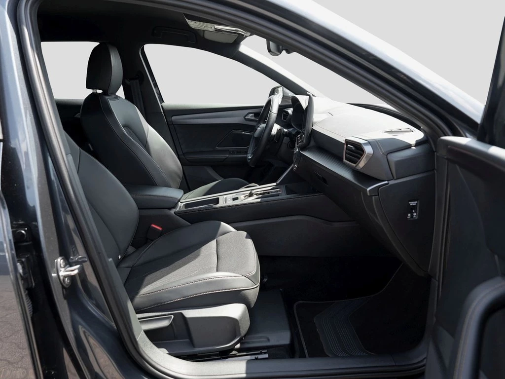 CUPRA Leon Sportstourer 1.5 eTSI DSG /Navi/AHK/LED/RFK