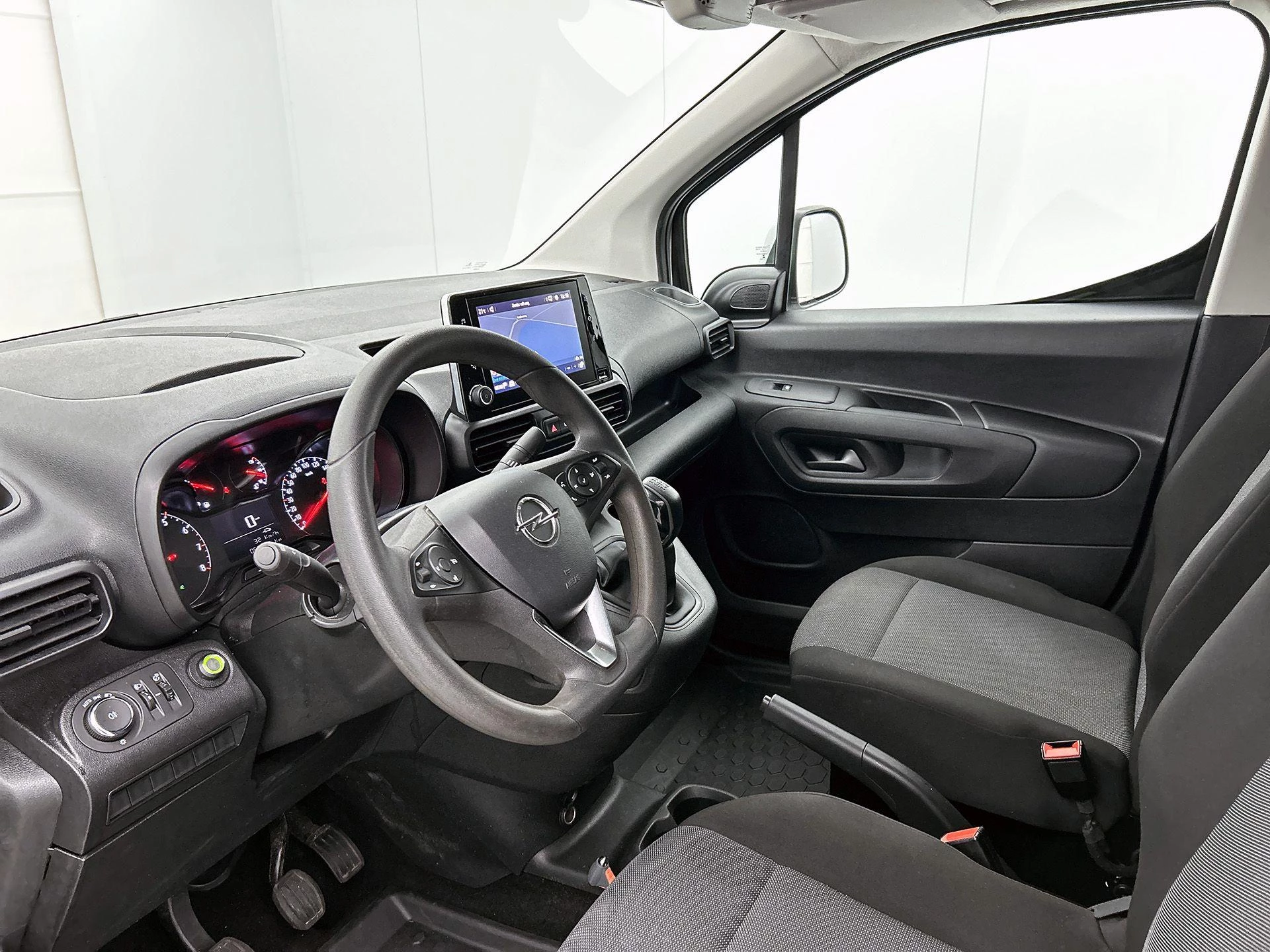 Opel-Combo-image-18