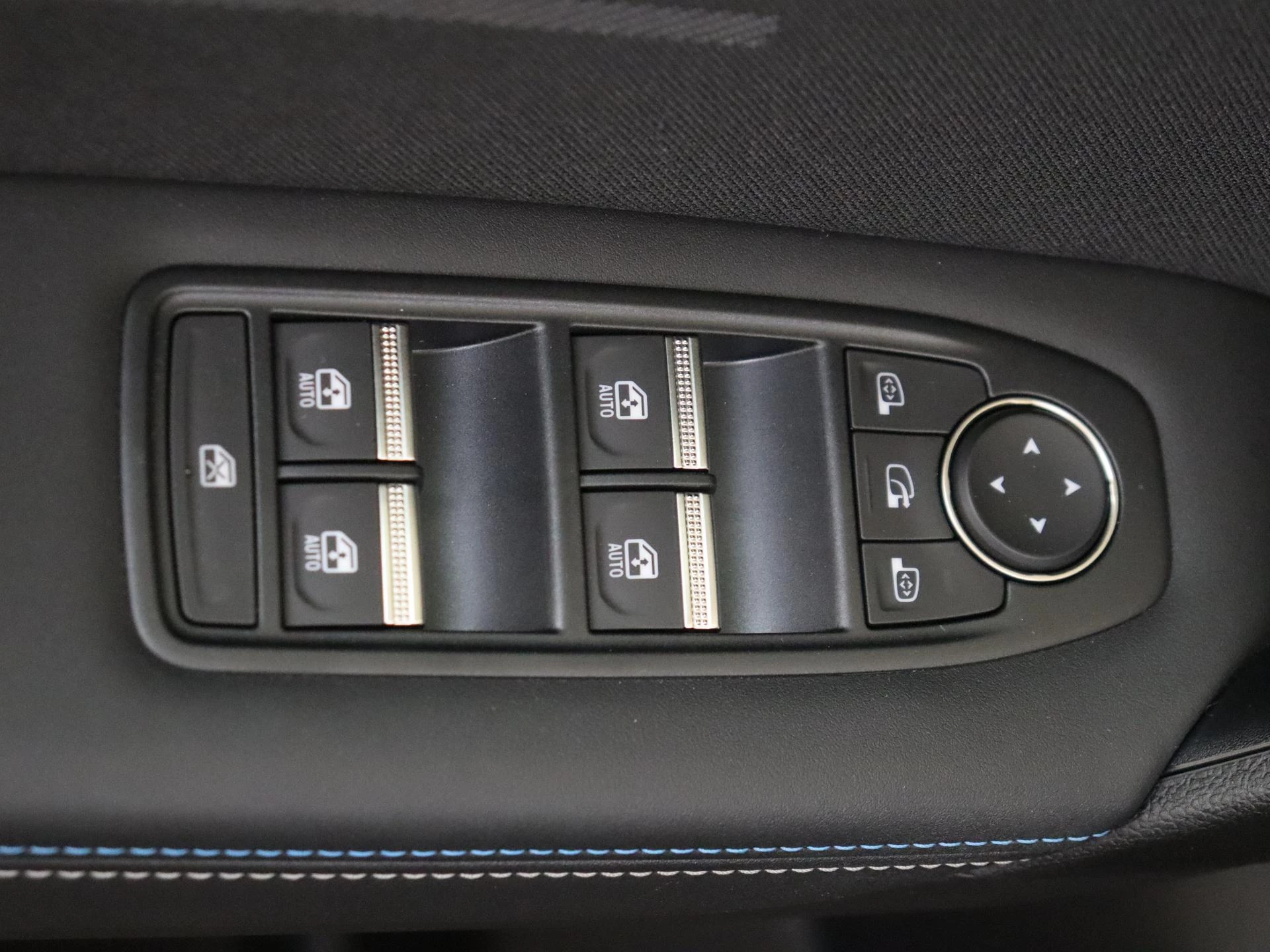 Renault Captur 1.8 E-Tech full hybrid 160 esprit Alpine