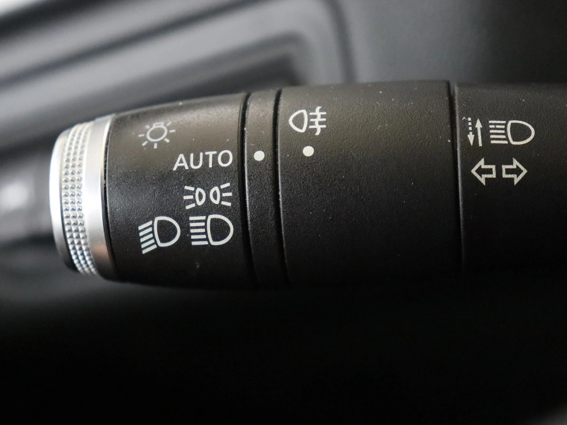 Renault-Captur-image-23