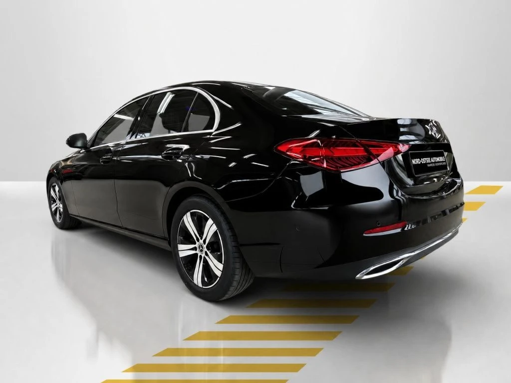 Mercedes-Benz-C-Klasse 200 d-image-12