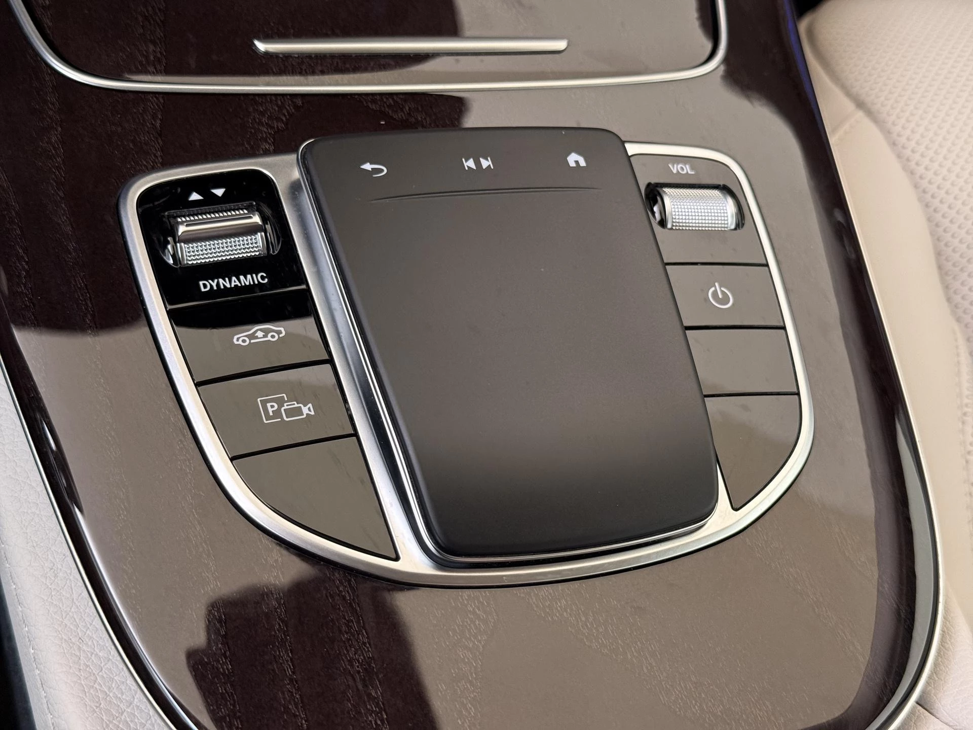 Mercedes-Benz E-Klasse 300 de Luxury Line