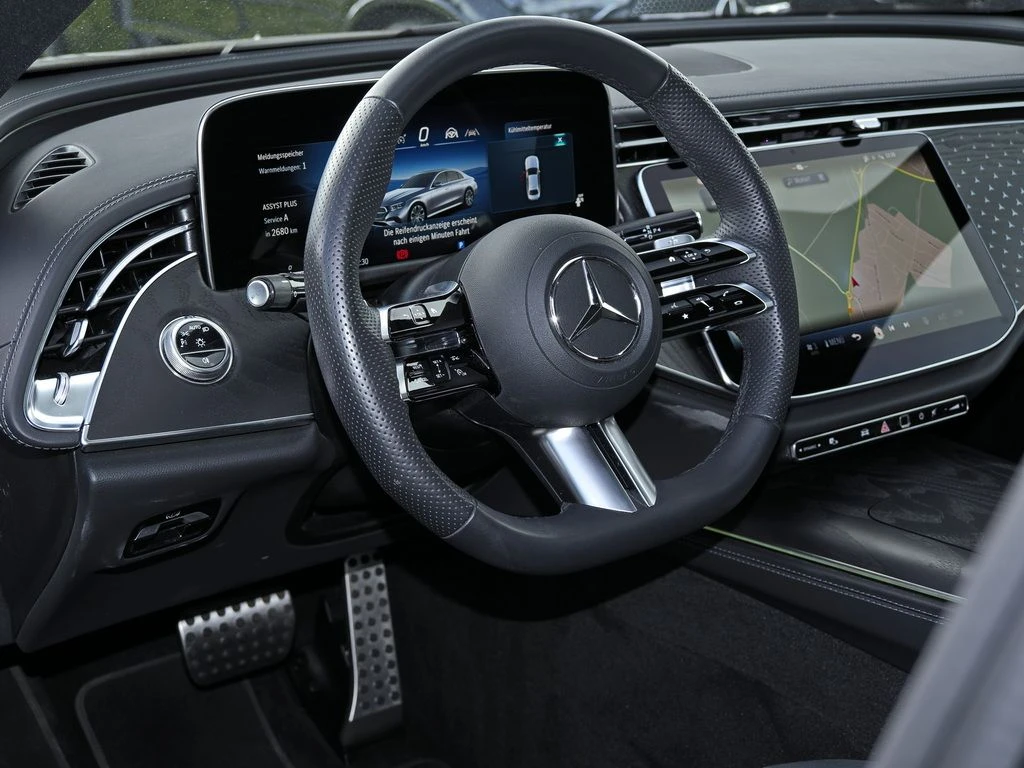 Mercedes-Benz-E-Klasse 200-image-9