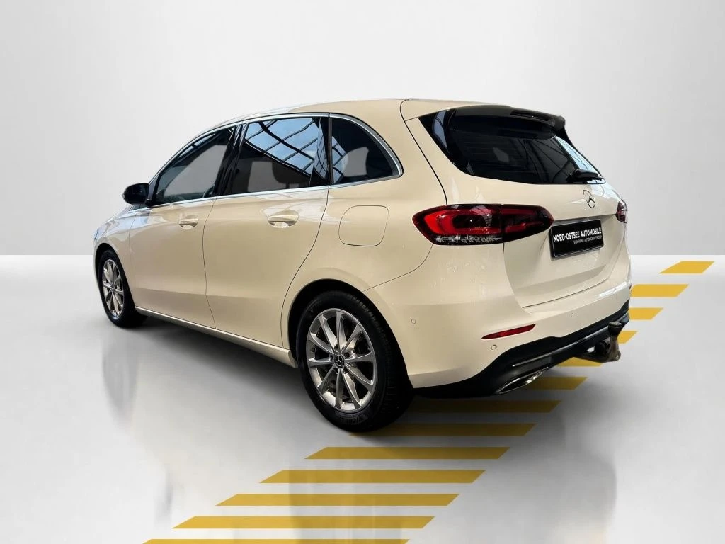 Mercedes-Benz-B-Klasse 220-image-11
