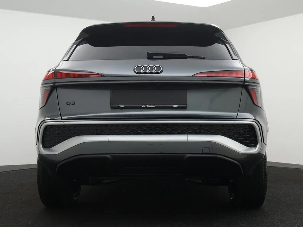 Audi-Q3-image-6