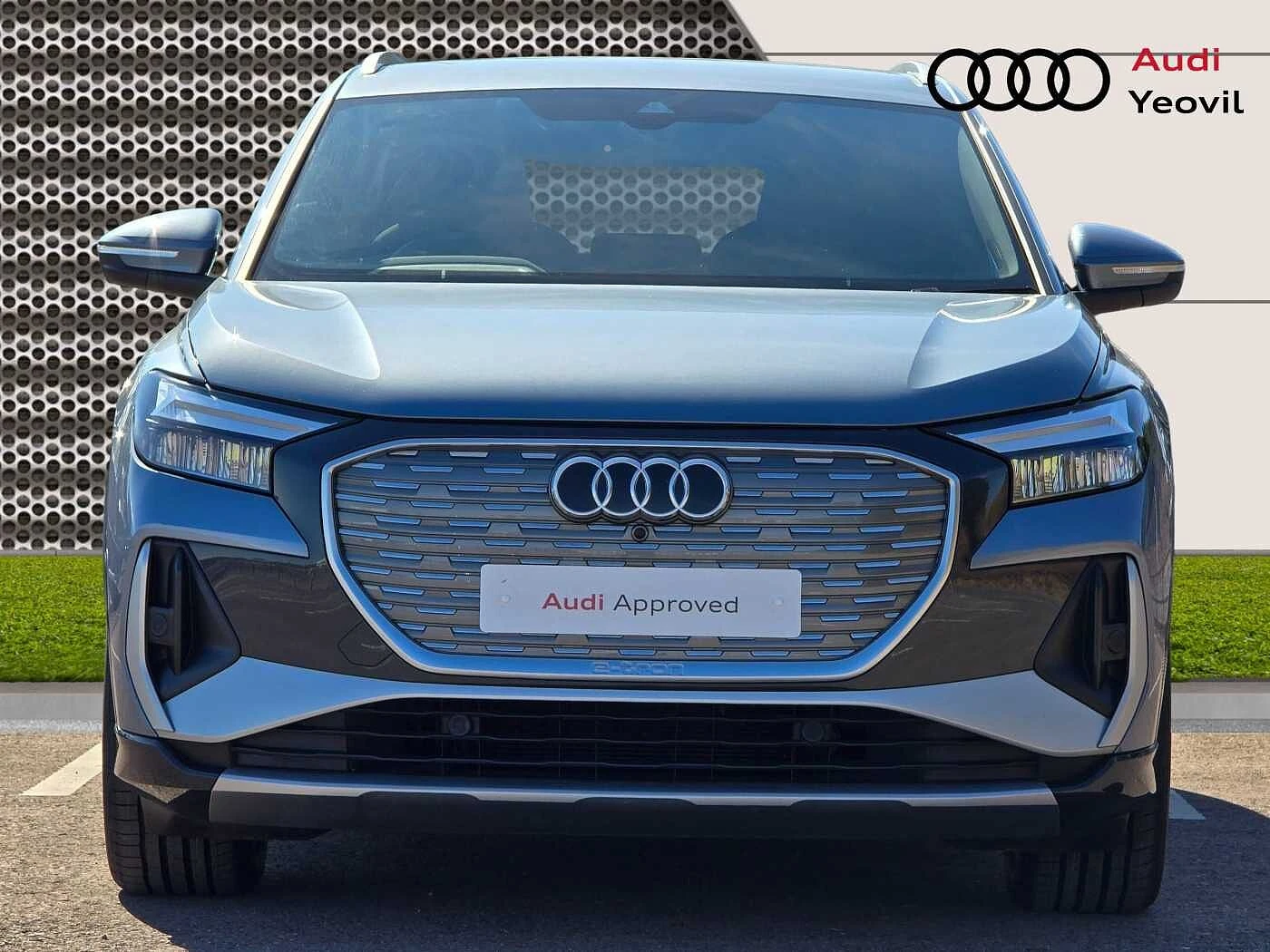 Audi-Q4 e-tron-image-6