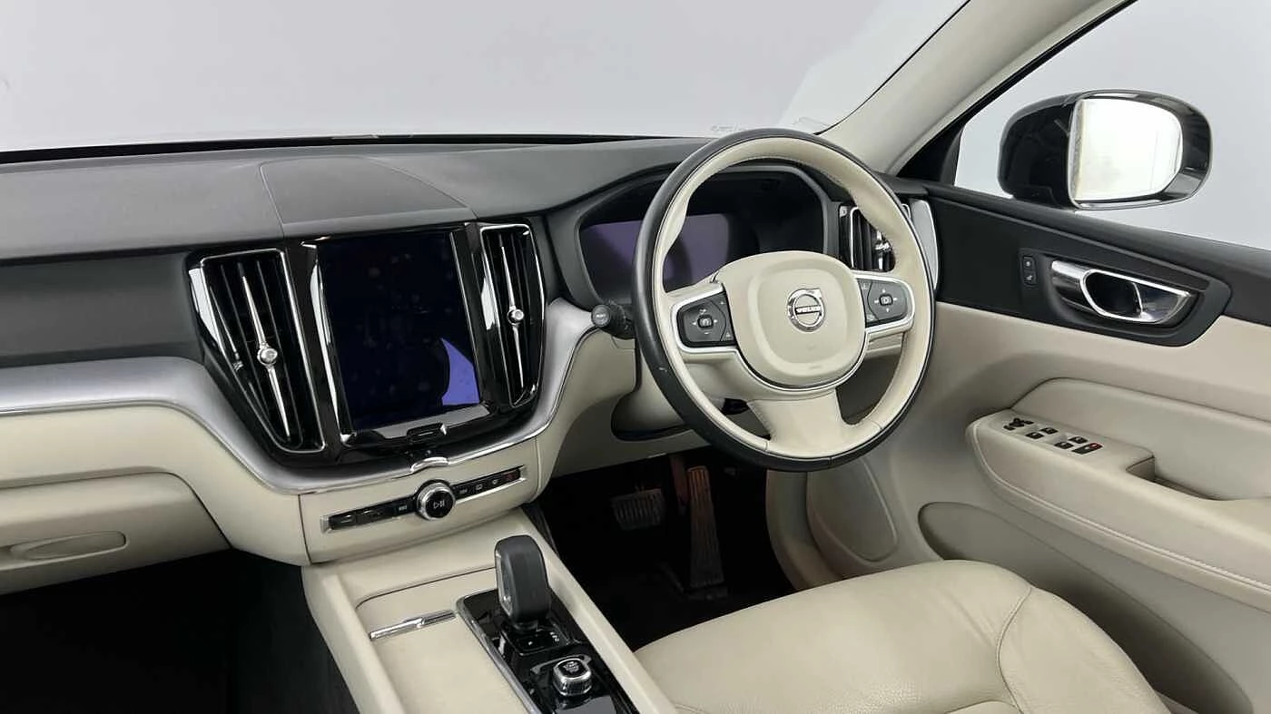 Volvo-XC60-image-7