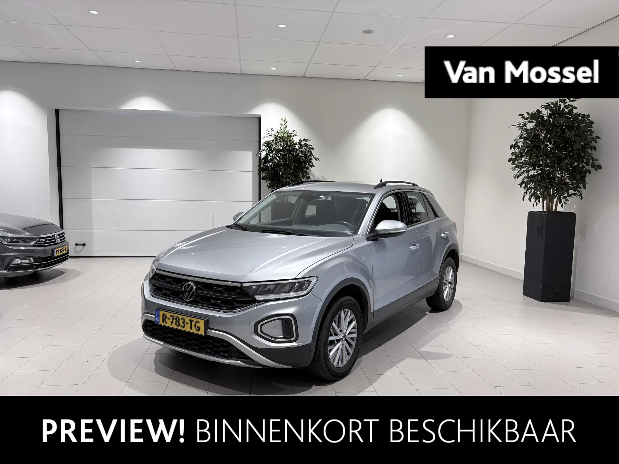 Volkswagen-T-Roc-image-0