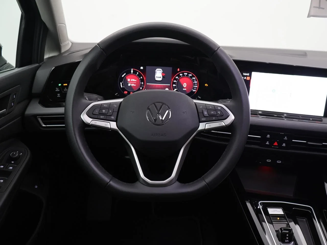 Volkswagen-Golf-image-10