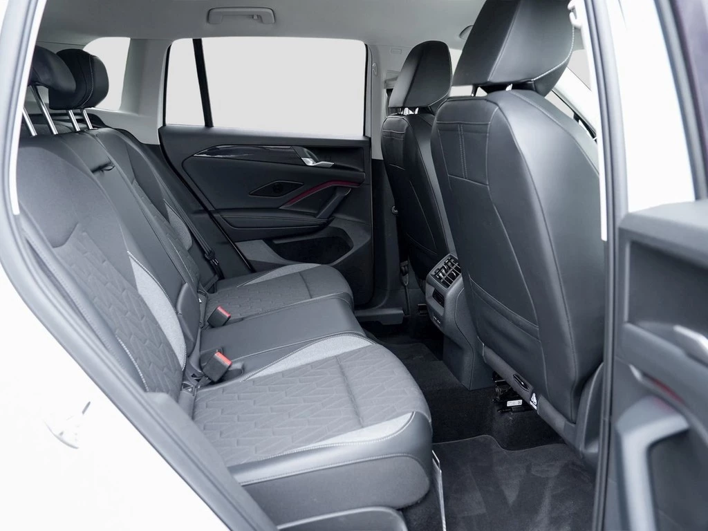 Volkswagen Tiguan 1,5 eTSI DSG Goal,AHK,LED,ACC,Navi 360° Kamera,Sitz/Lenkradheizung,Apple Car Play