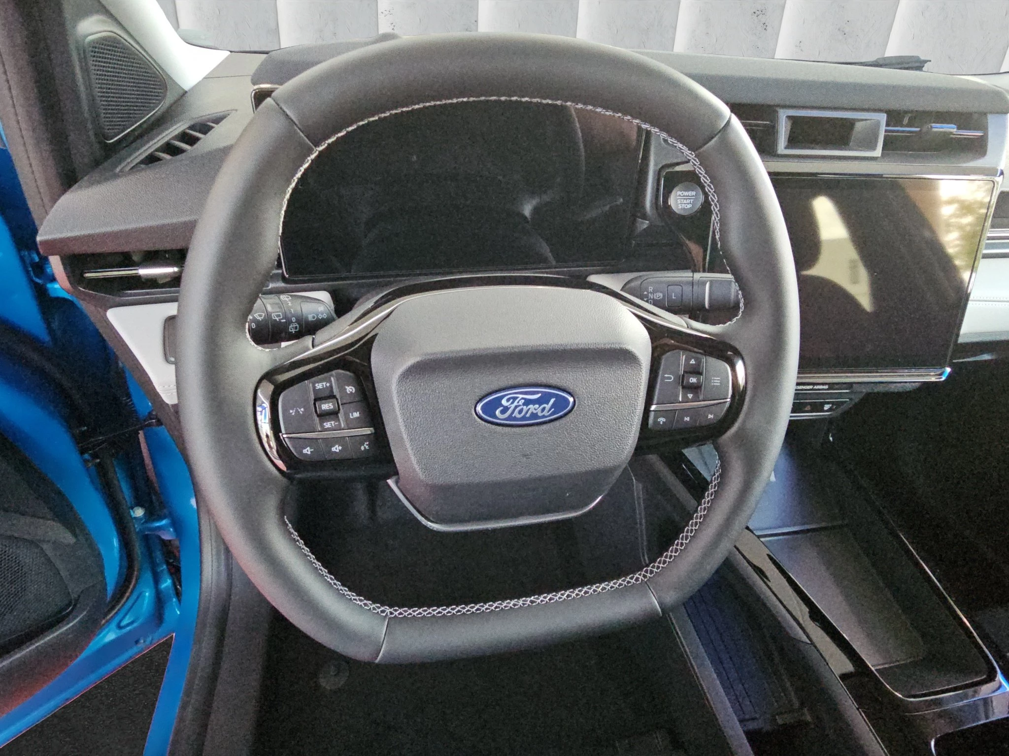 Ford Puma Gen-E 46.8 kWh Sports Utility Vehicle. 124 kW. 5-türig. MJ 2026.75