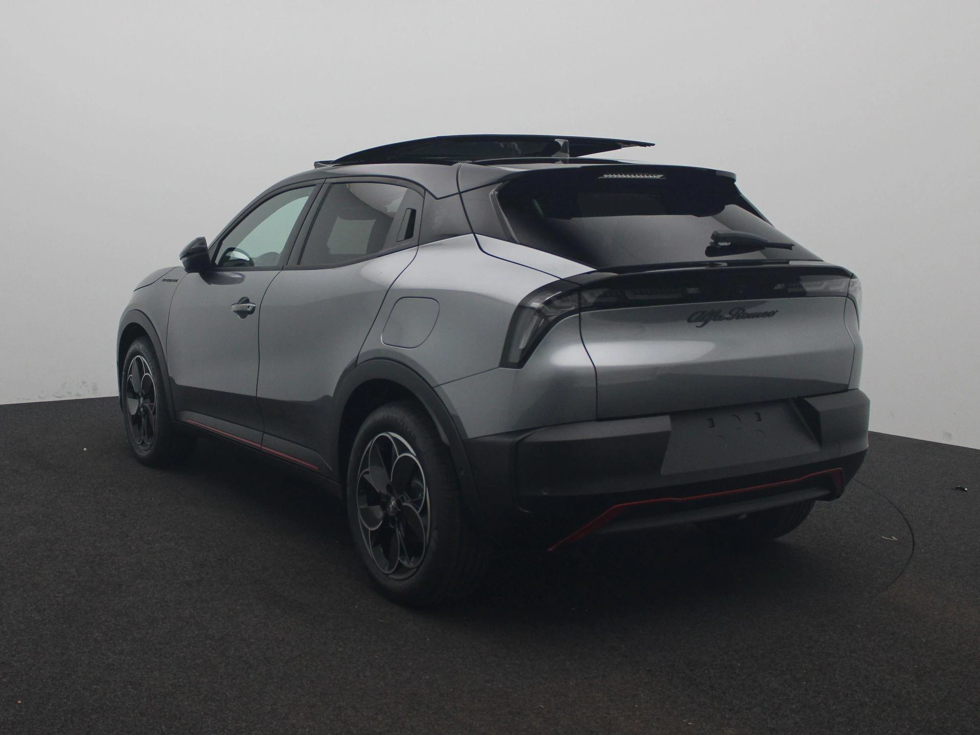 Alfa Romeo-Junior-image-1