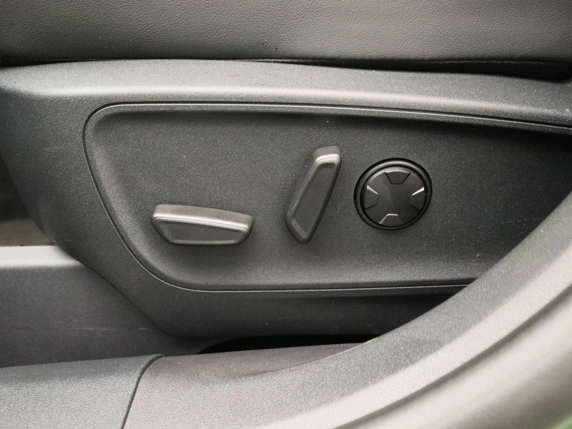 Ford-Kuga-image-14