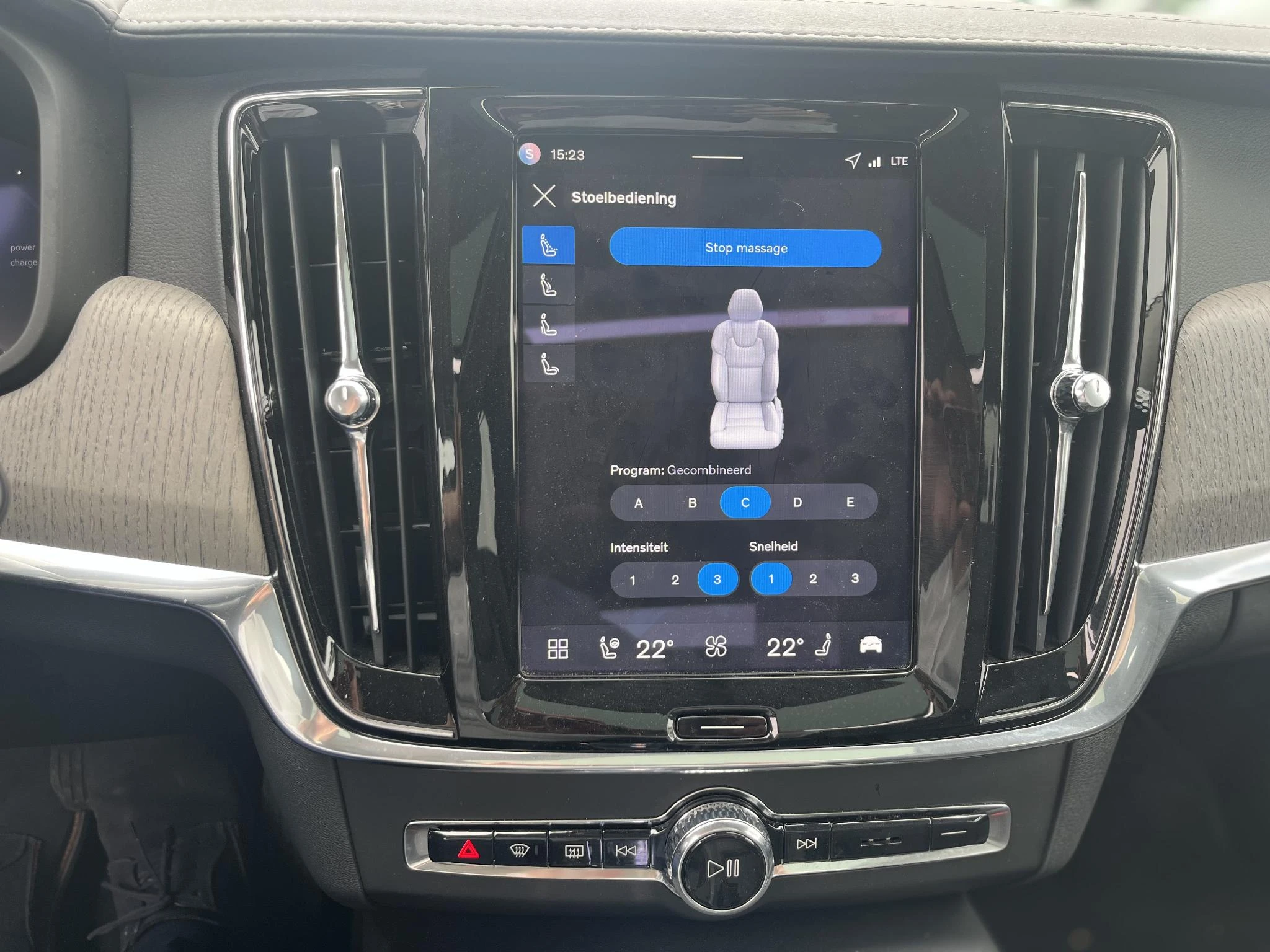 Volvo-V90-image-27