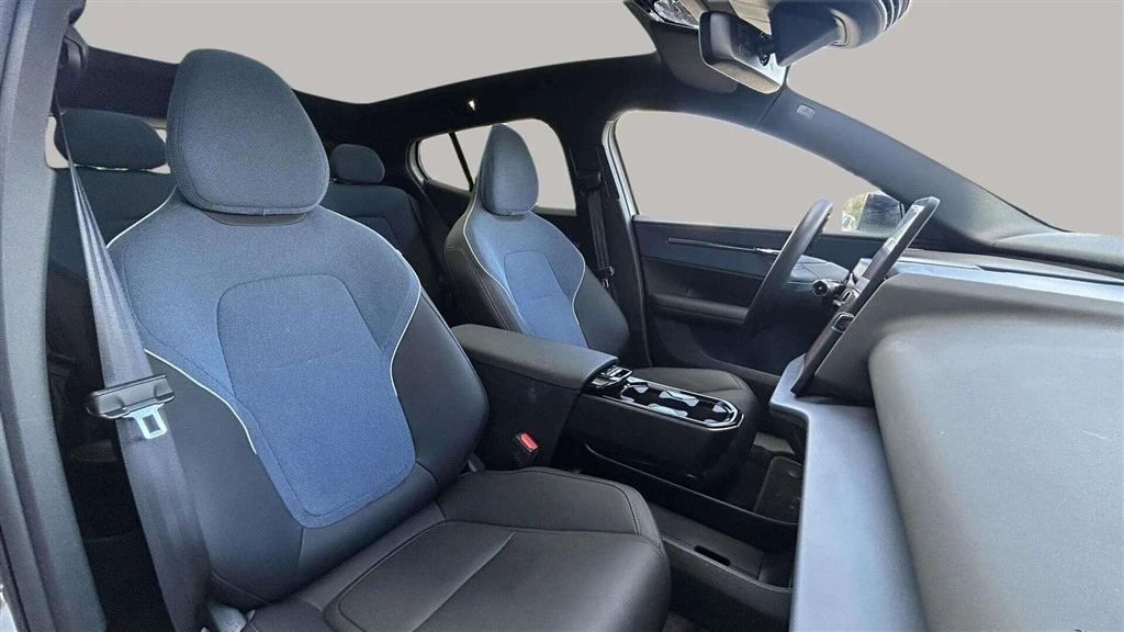 Volvo-EX30-image-21