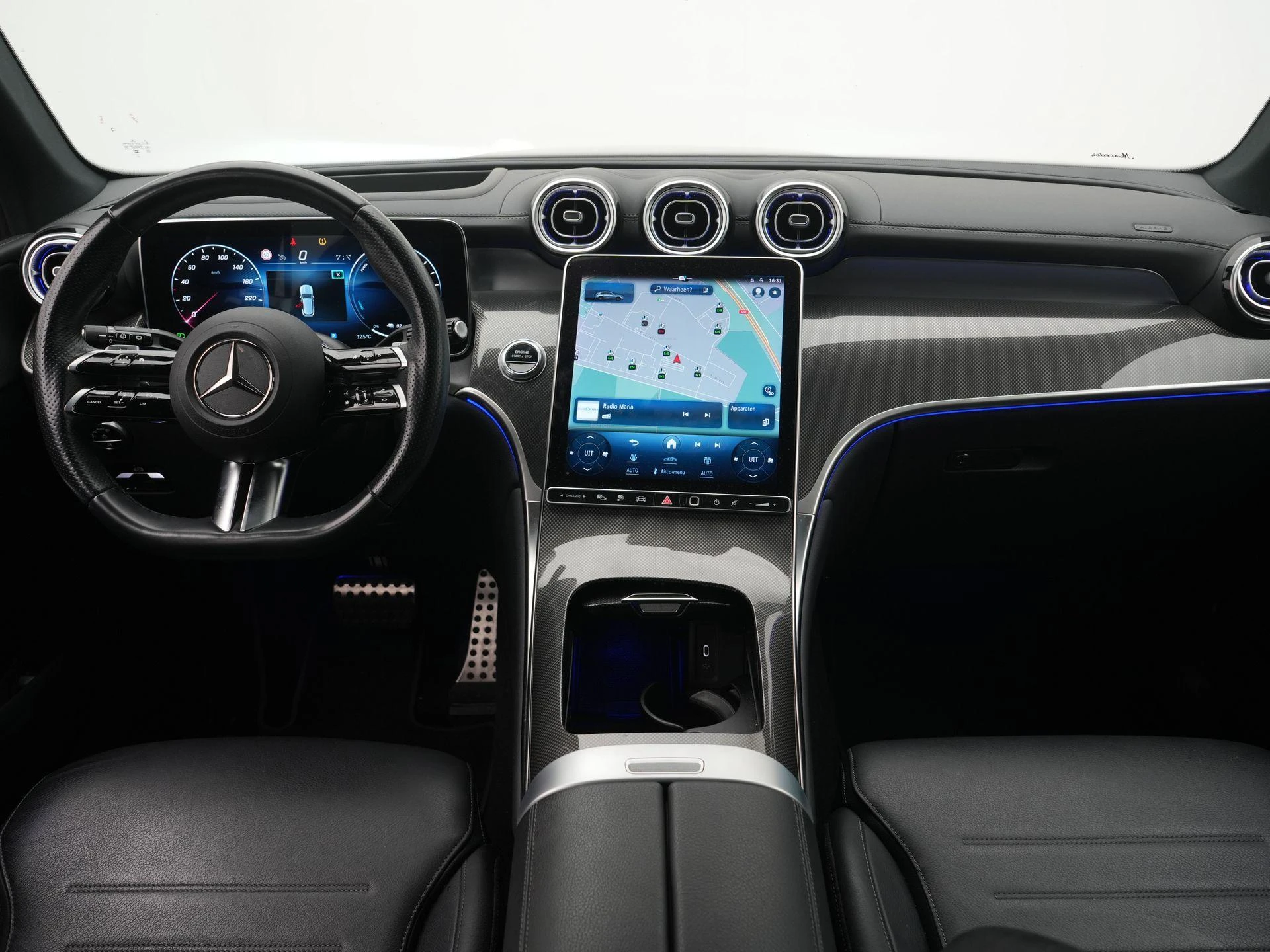 Mercedes-Benz-GLC-image-6