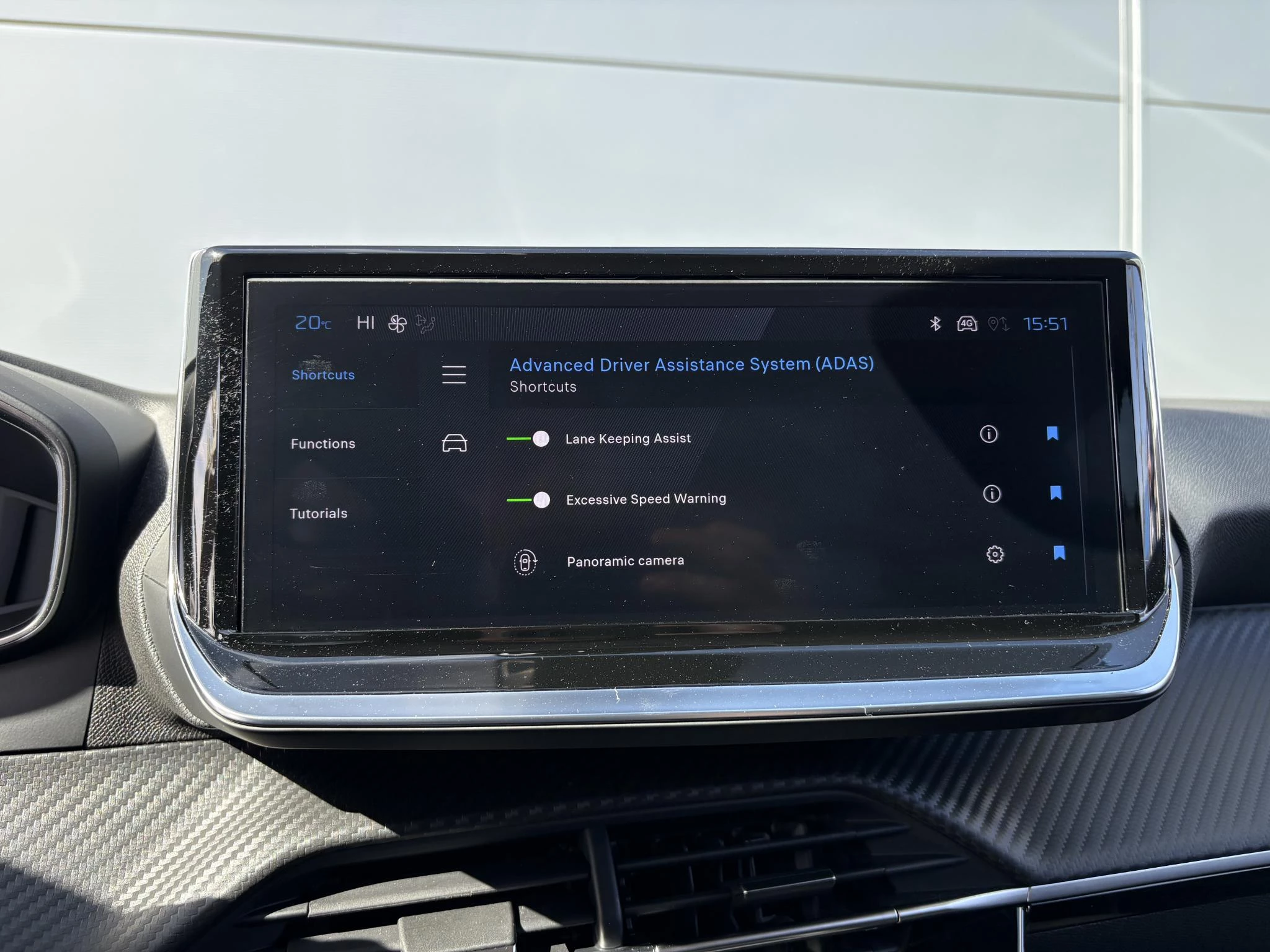 Peugeot-208-image-20