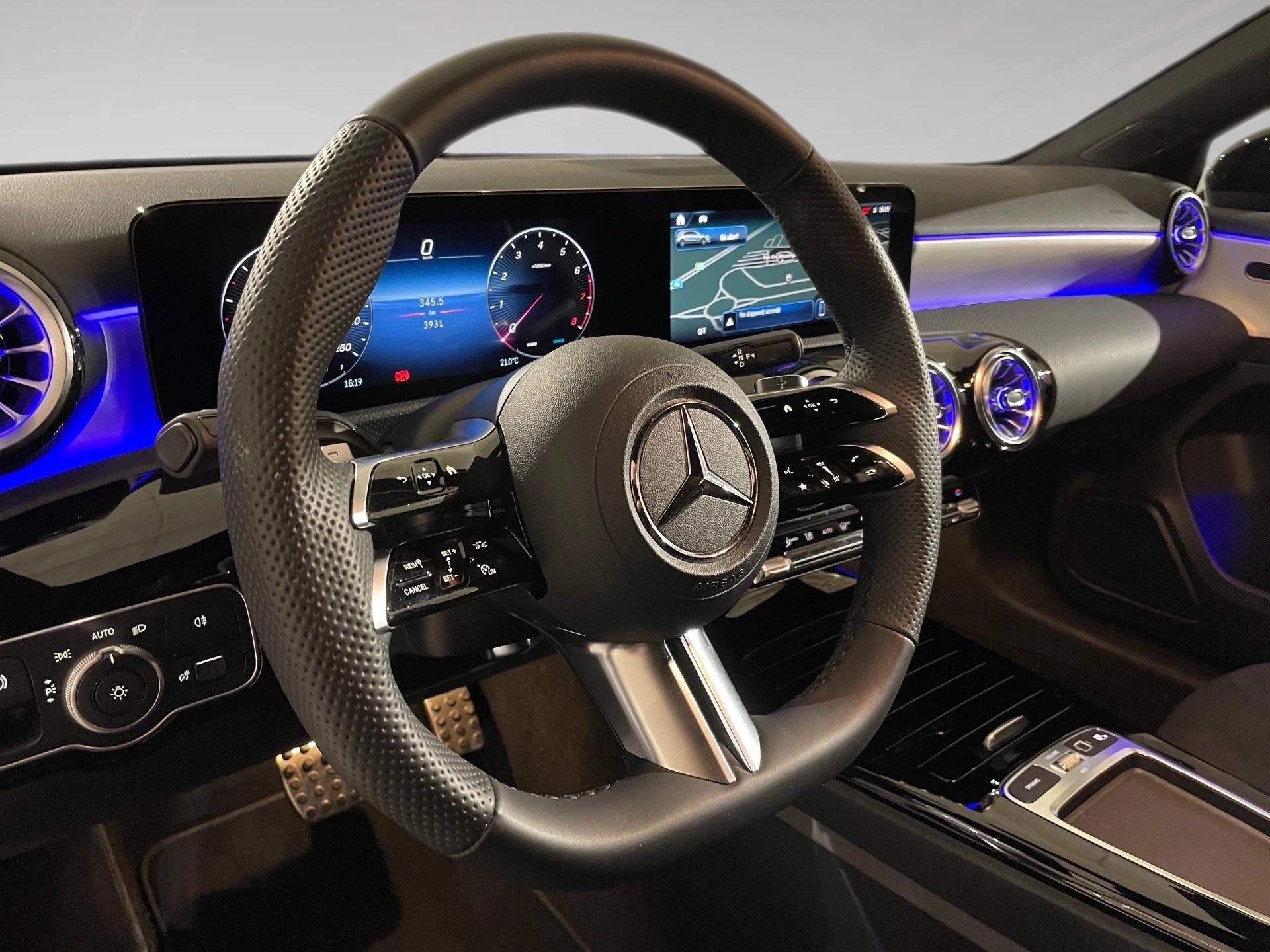 Mercedes-Benz-Classe A-image-7